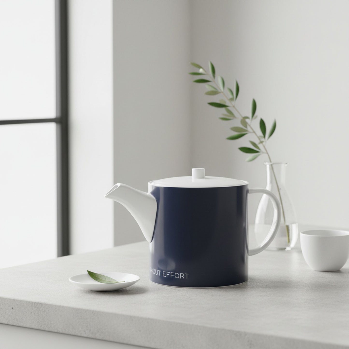 Elegant Bone China Tea Pot – Effortless Style for Tea Lovers