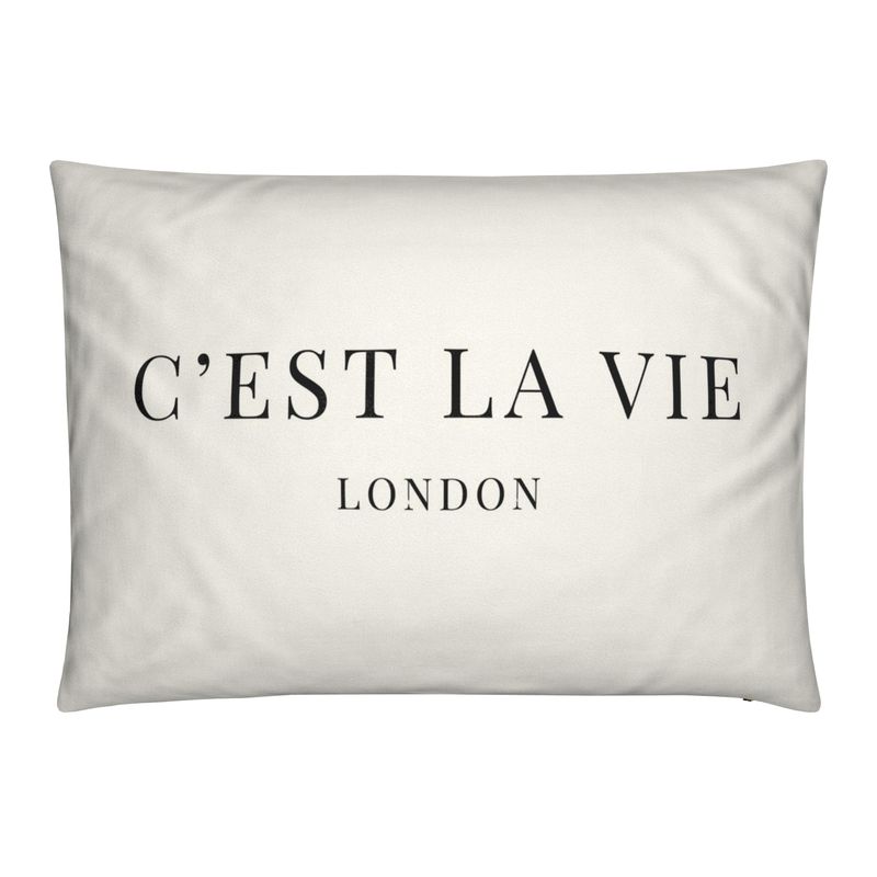 C'EST LA VIE Cream Velvet Cushion for Cosy Elegance