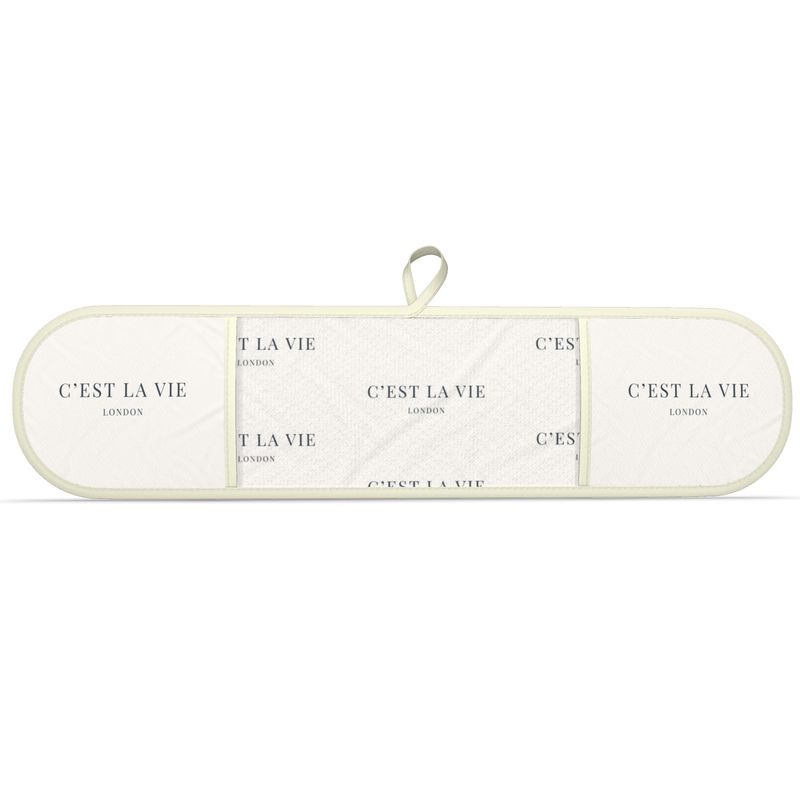 C'EST LA VIE Cream & Navy Oven Gloves - Stylish Kitchen Gift