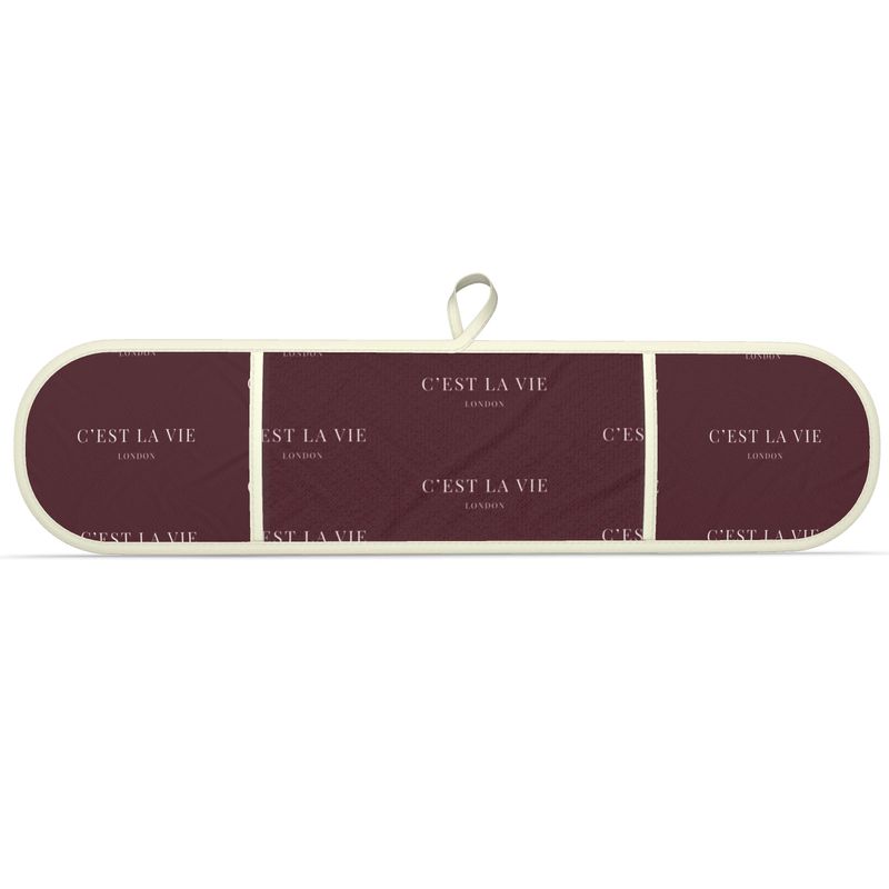 C'EST LA VIE Burgundy Oven Gloves - Stylish Kitchen Accessories