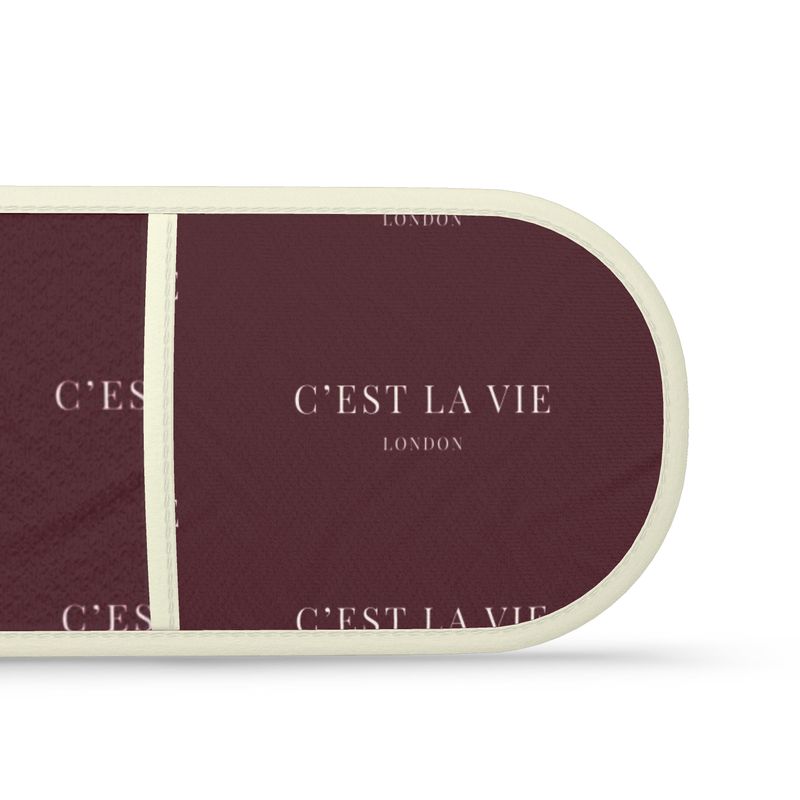 C'EST LA VIE Burgundy Oven Gloves - Stylish Kitchen Accessories