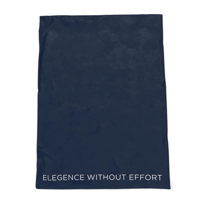 Stylish Sherpa Velvet Throw - Elegance Without Effort
