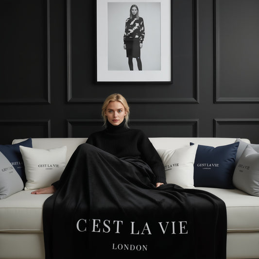 Luxury C'EST LA VIE Black Sherpa Throw - Soft & Stylish Blanket